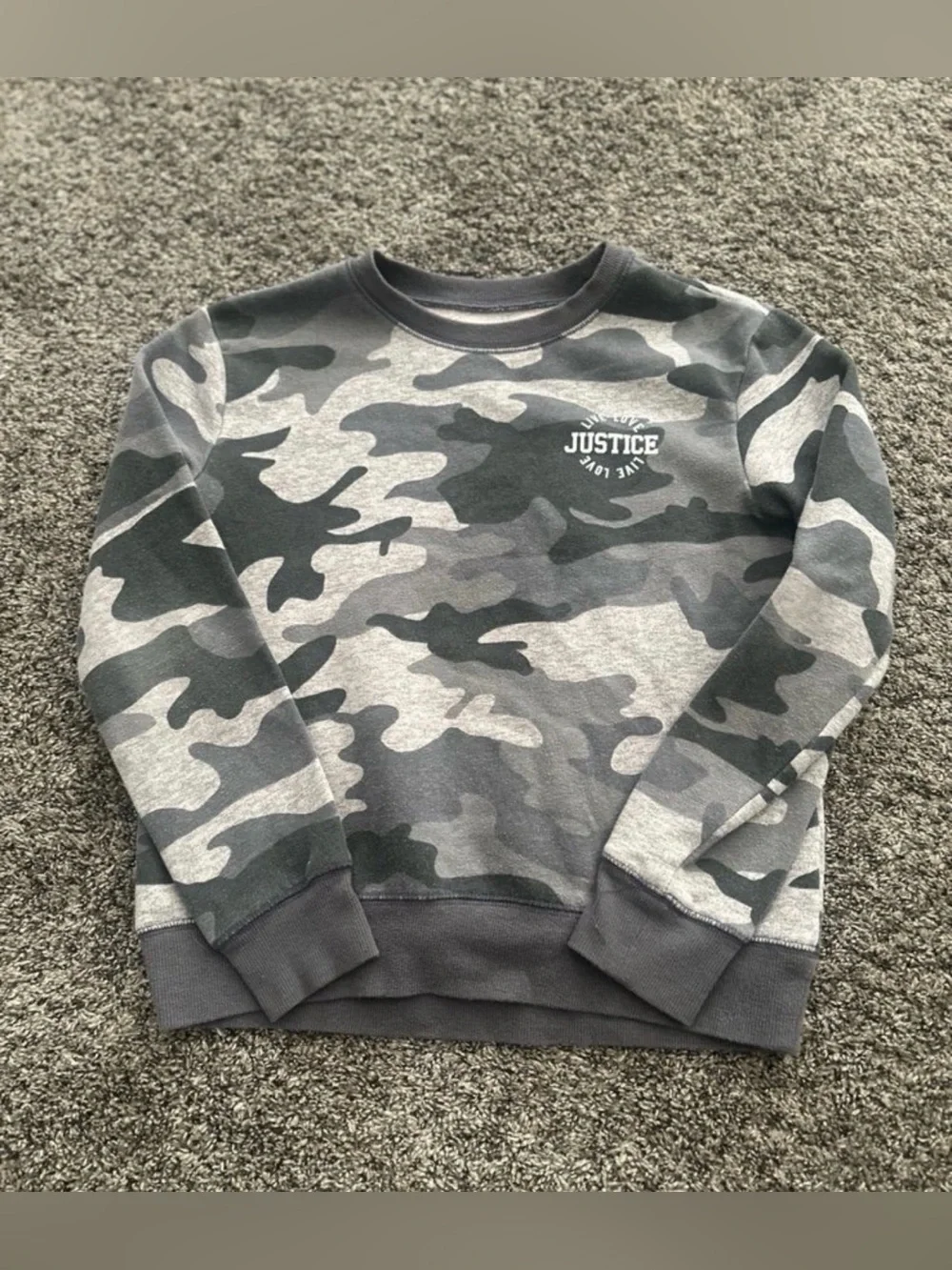 Justice Girls Gray Camouflage Sweatshirt Size Medium 0288
